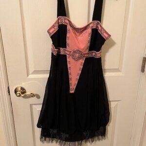 Sue Wong Black & Salmon Beaded Dress.  Size 8.  100% Silk